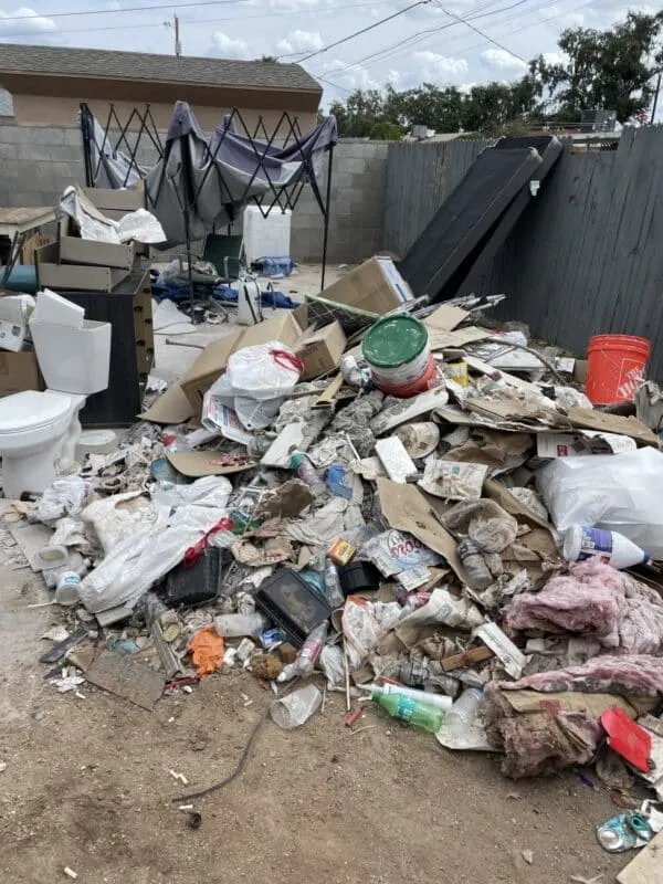 renovation debris junk removal 1